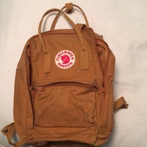 Fjallraven kanken backpack